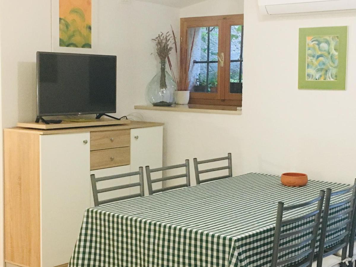 Apartment Filipas Đảo Đảo Cres Ngoại thất bức ảnh