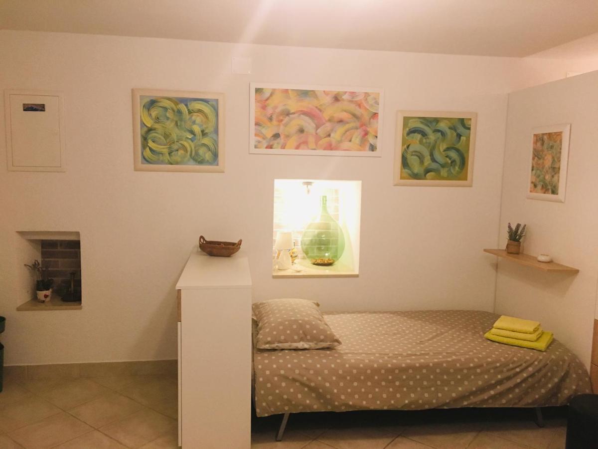 Apartment Filipas Đảo Đảo Cres Ngoại thất bức ảnh