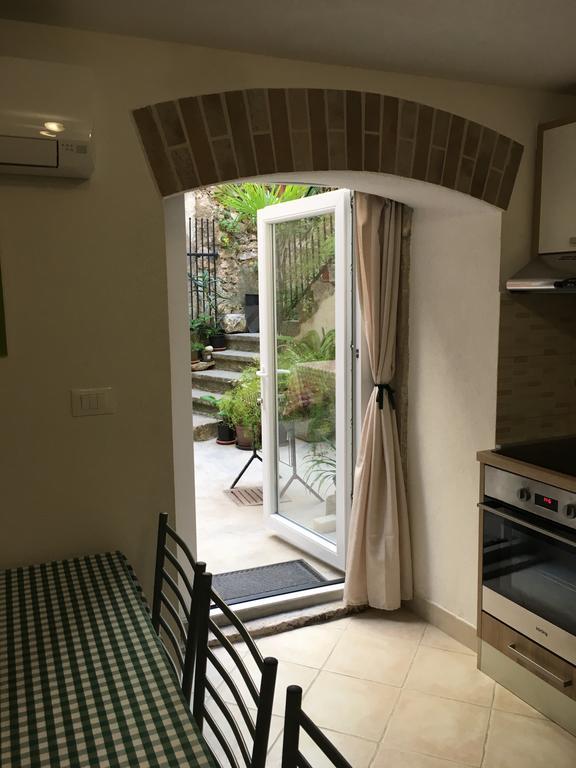 Apartment Filipas Đảo Đảo Cres Ngoại thất bức ảnh