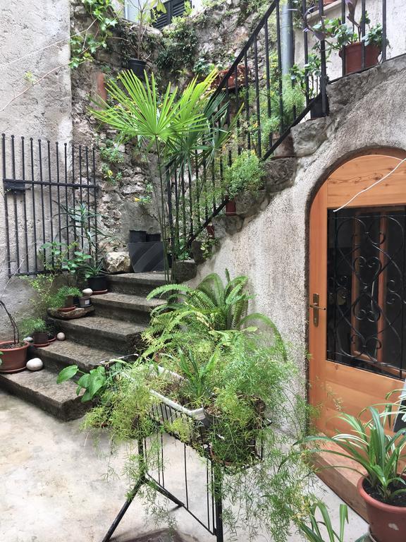 Apartment Filipas Đảo Đảo Cres Ngoại thất bức ảnh