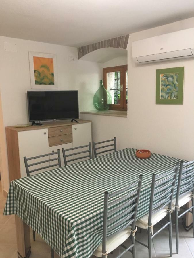 Apartment Filipas Đảo Đảo Cres Ngoại thất bức ảnh
