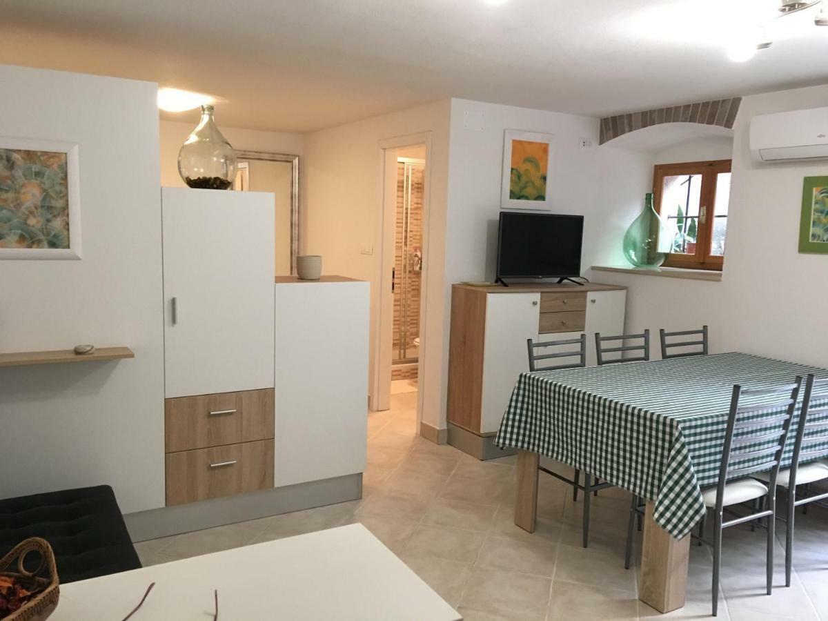 Apartment Filipas Đảo Đảo Cres Ngoại thất bức ảnh